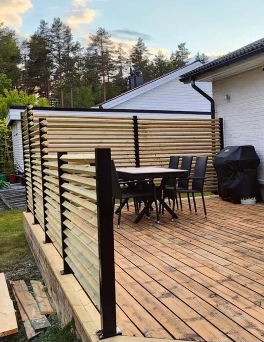 T-stolpe Broken Svart 1770 mm Steel Design
